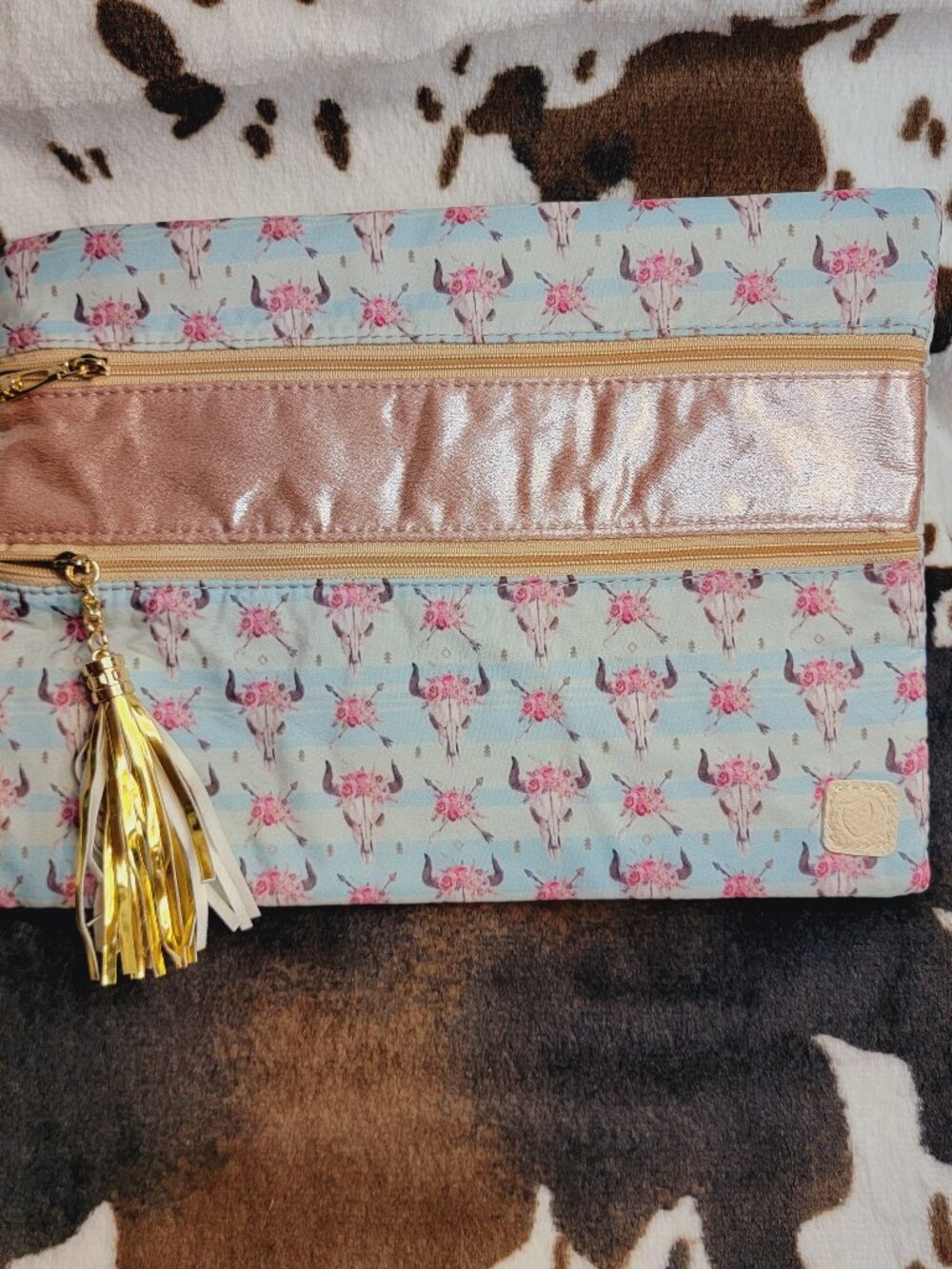Peachy Keen Versi Bag Bull Skull Clutch NWT
